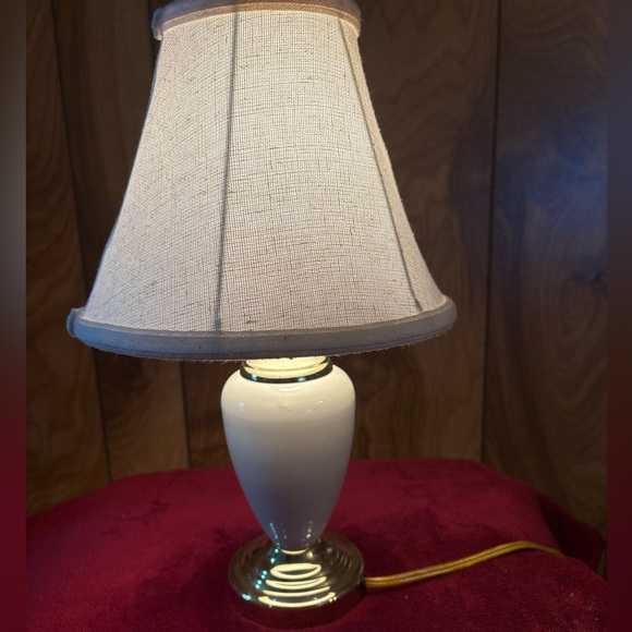 Touch Lamp with Muslin Shade - Picture 1 of 5